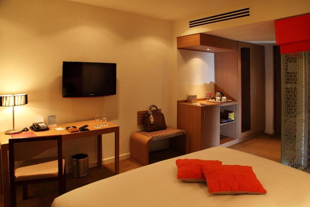 Mercure Hanoi La Gare Hotel Bagian luar foto