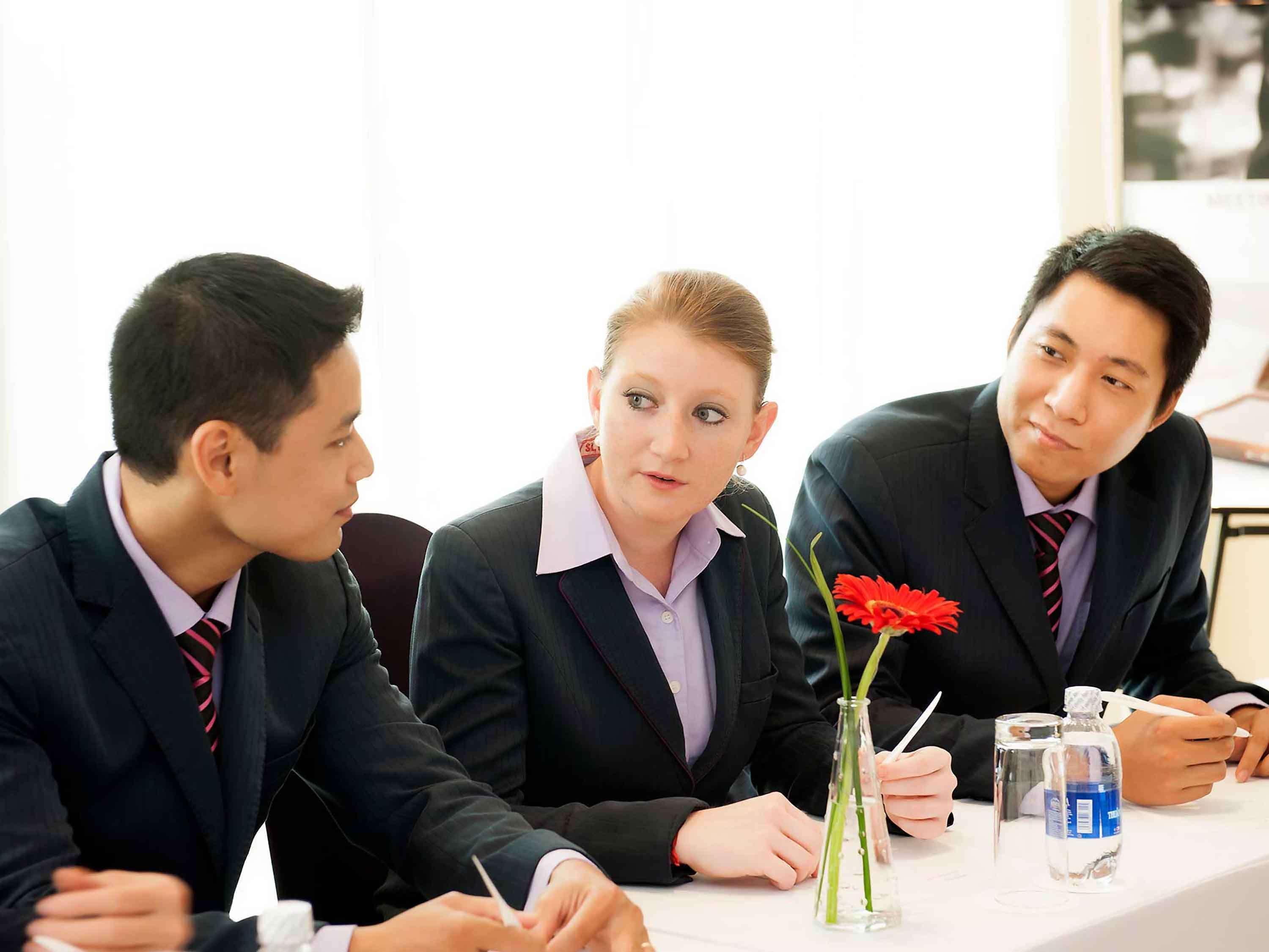 Mercure Hanoi La Gare Hotel Bagian luar foto